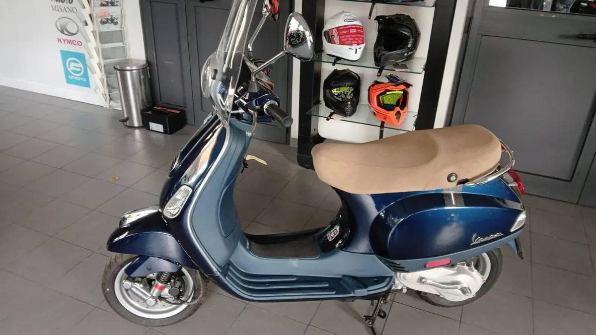 Vespa LX 50 2T (2009 - 14) (2)