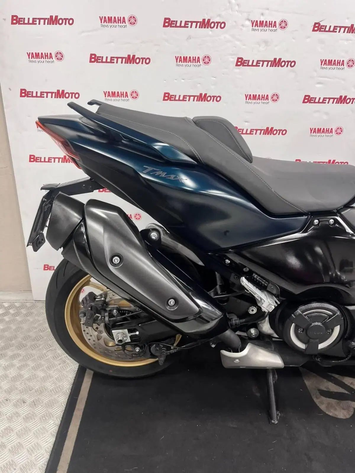 Yamaha T-Max 560 Tech Max (2022 - 24) (5)
