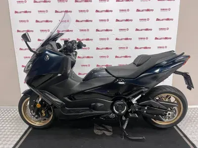Yamaha T-Max 560 Tech Max (2022 - 24) usata
