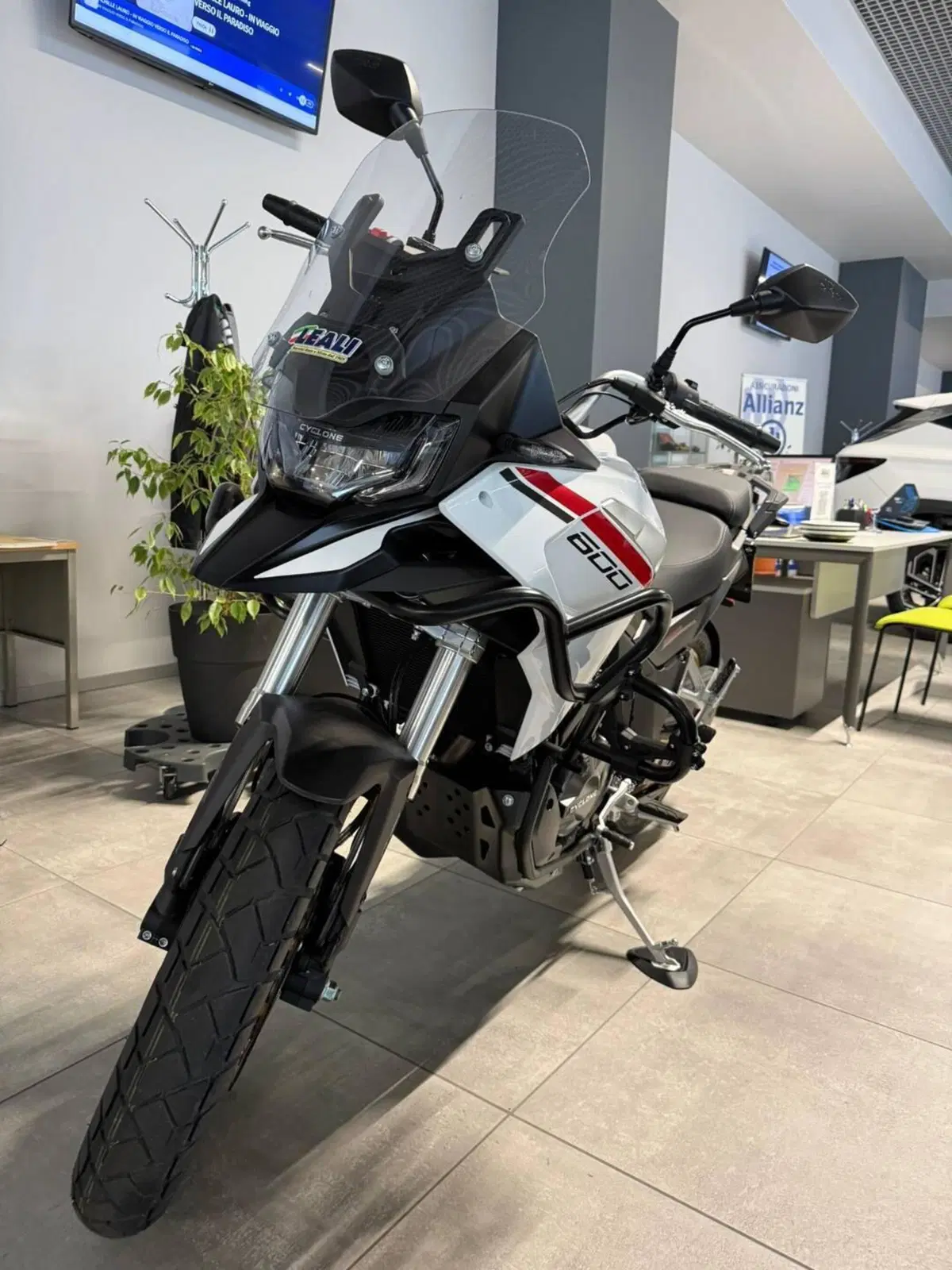 Cyclone RX600 (2025 - 26)