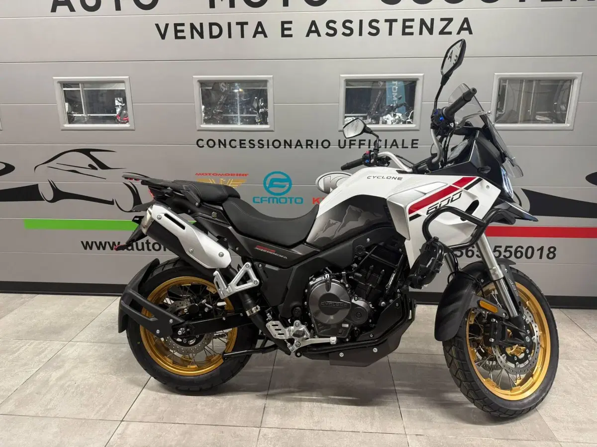 Cyclone RX600 (2025 - 26) (5)