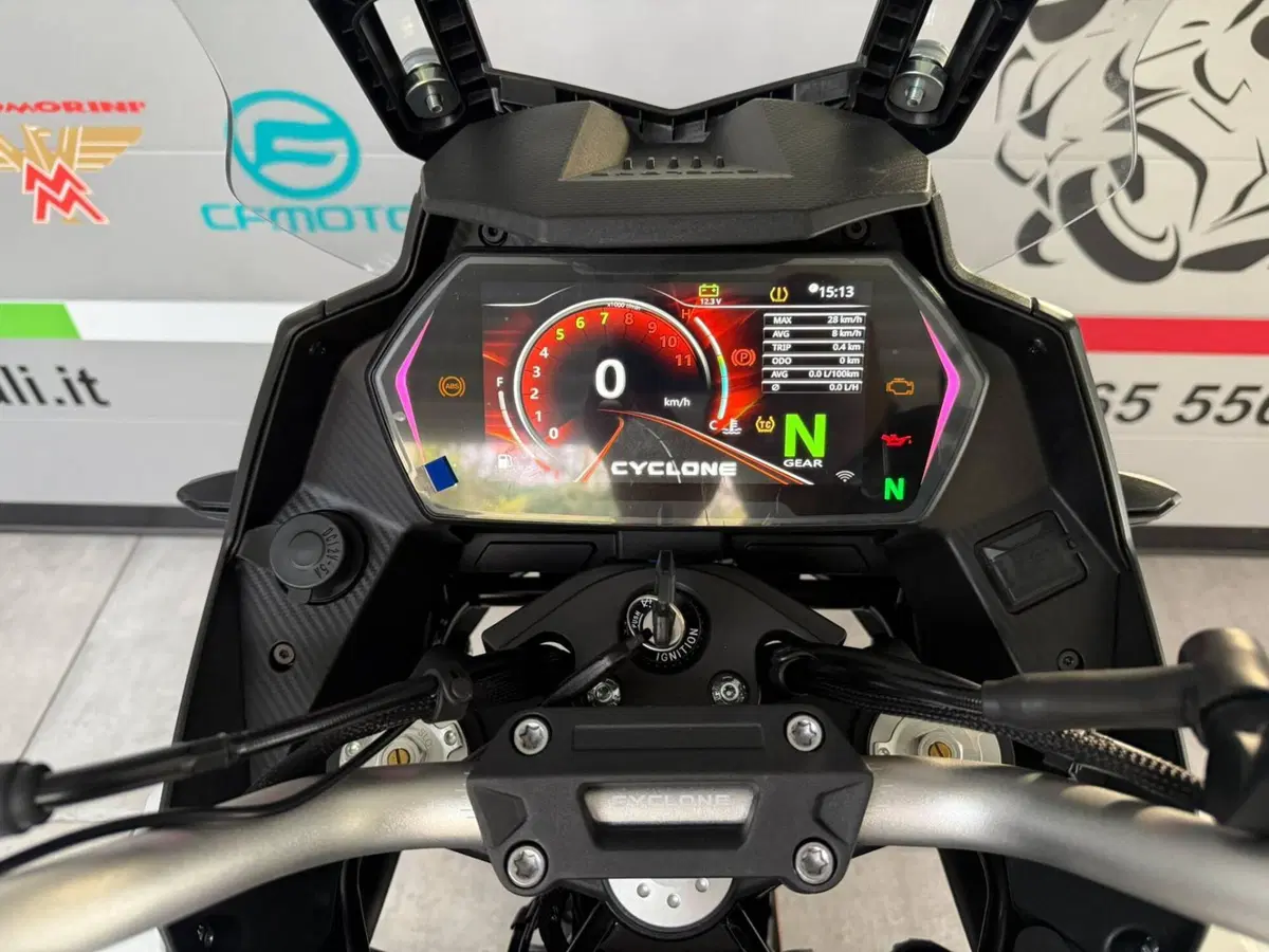 Cyclone RX600 (2025 - 26) (18)