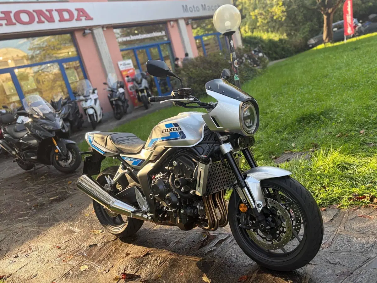 Honda CB 1000 F (2026) (3)