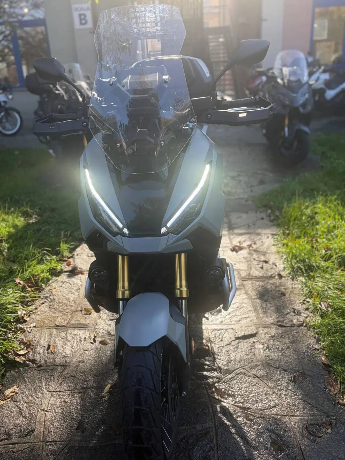 Honda X-ADV 750 Adventure (2025 - 26) (3)