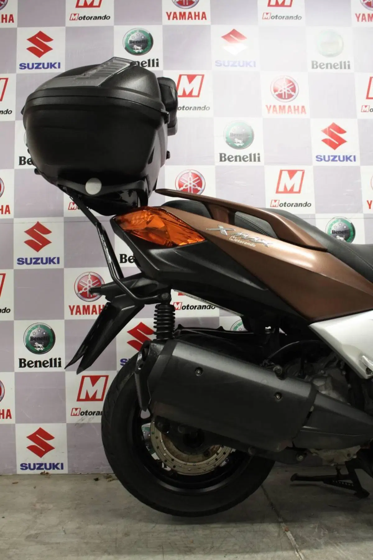 Yamaha X-Max 300 ABS (2017 - 20) (4)