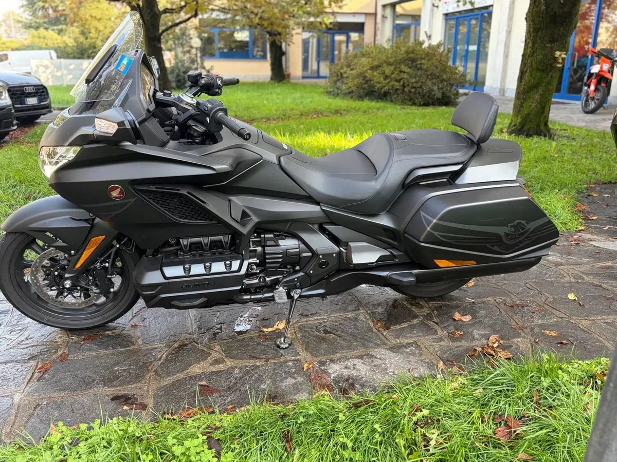 Honda GL 1800 Gold Wing 50° Anniversario (2025 - 26)