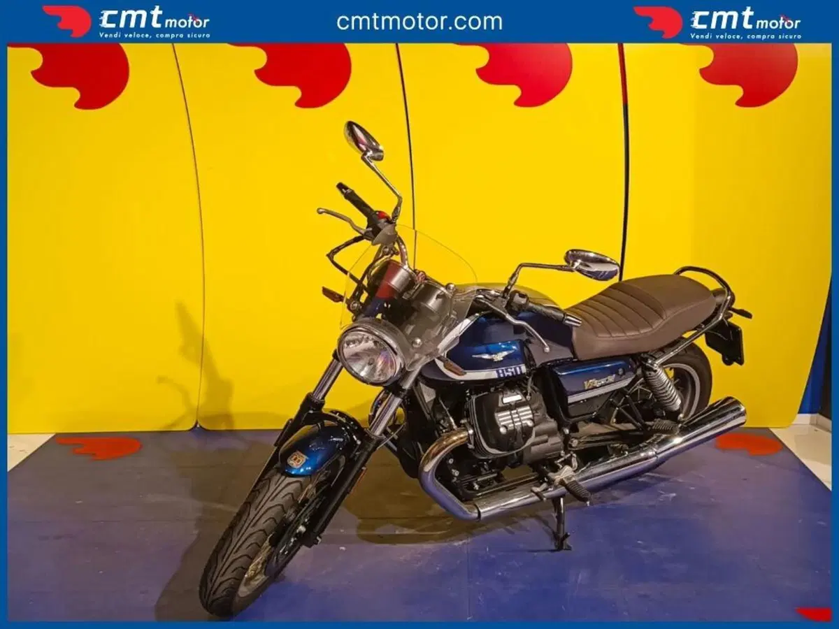 Moto Guzzi V7 Stone Special Edition (2022 - 25) (4)