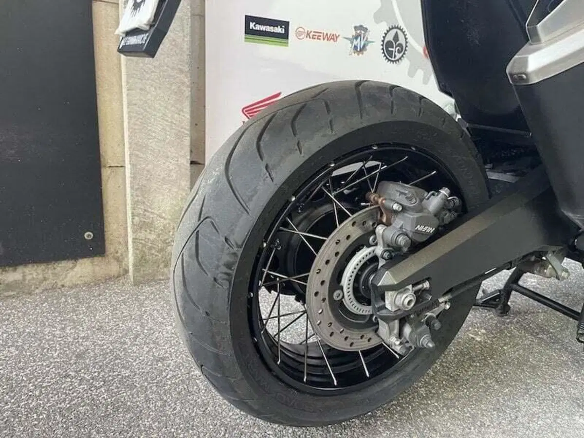 Honda X-ADV 750 DCT (2021 - 24) (3)
