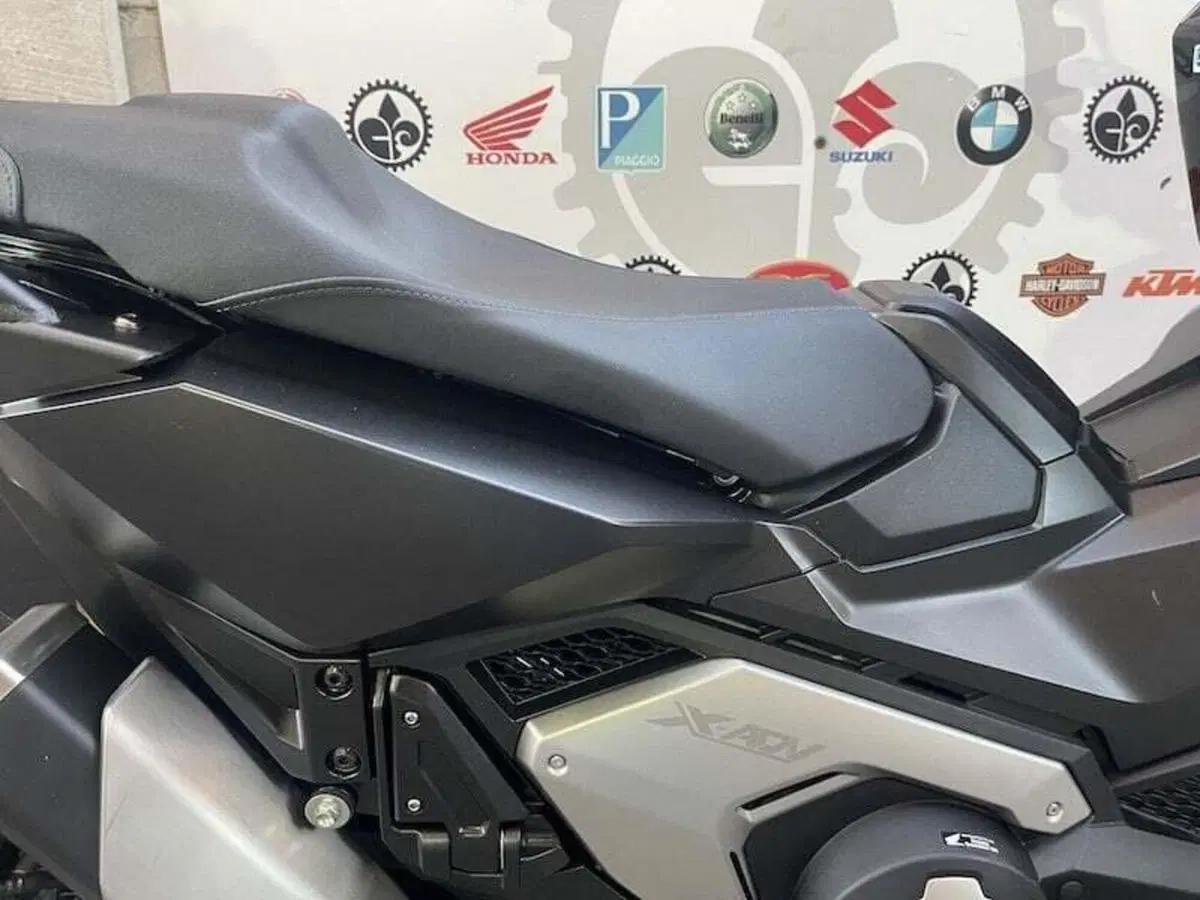 Honda X-ADV 750 DCT (2021 - 24) (6)