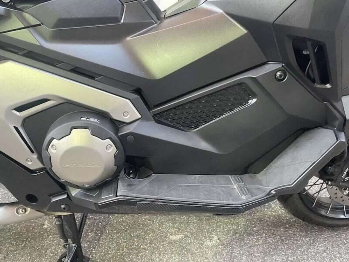 Honda X-ADV 750 DCT (2021 - 24) (8)