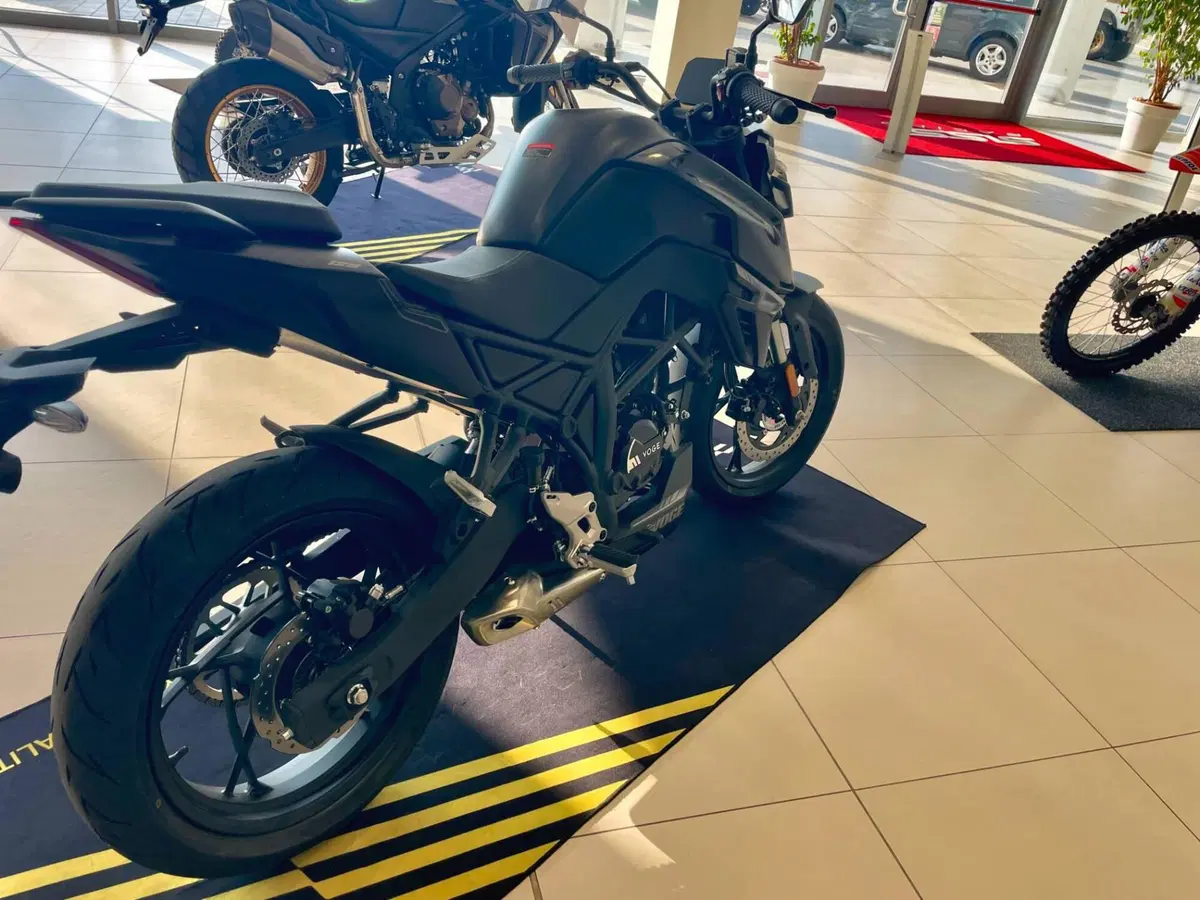 Voge Brivido 125S (2026) (6)
