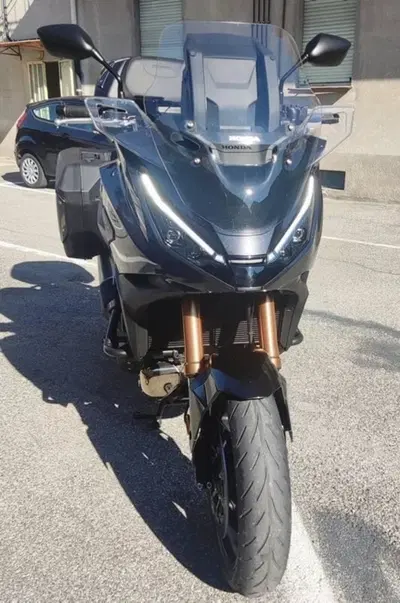 Honda NT 1100 DCT Electronic Suspension (2025 - 26) usata