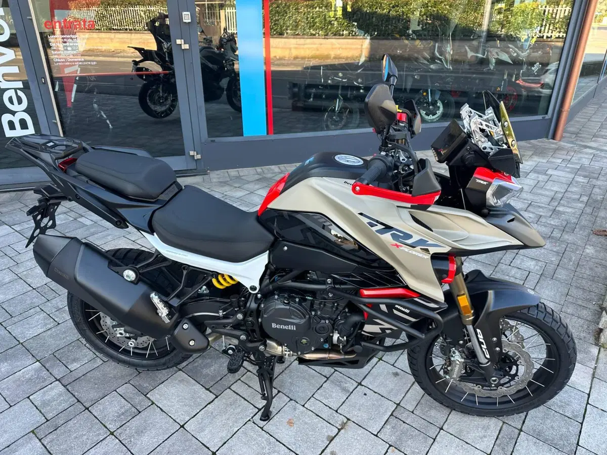Benelli TRK 902 Xplorer (2026) (3)