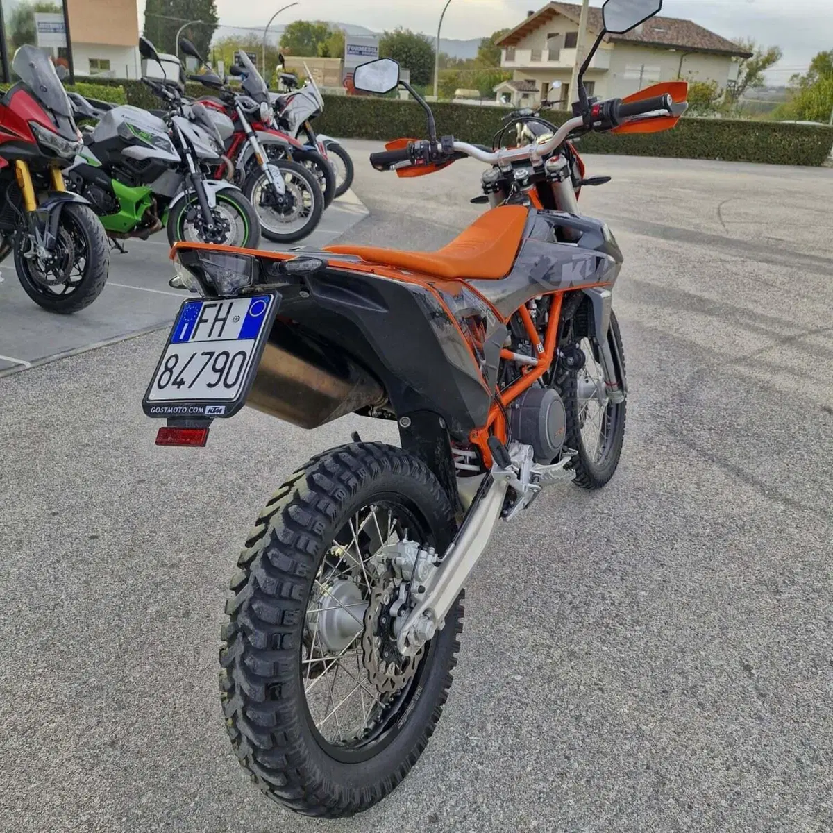 KTM 690 Enduro R (2022 - 25) (5)