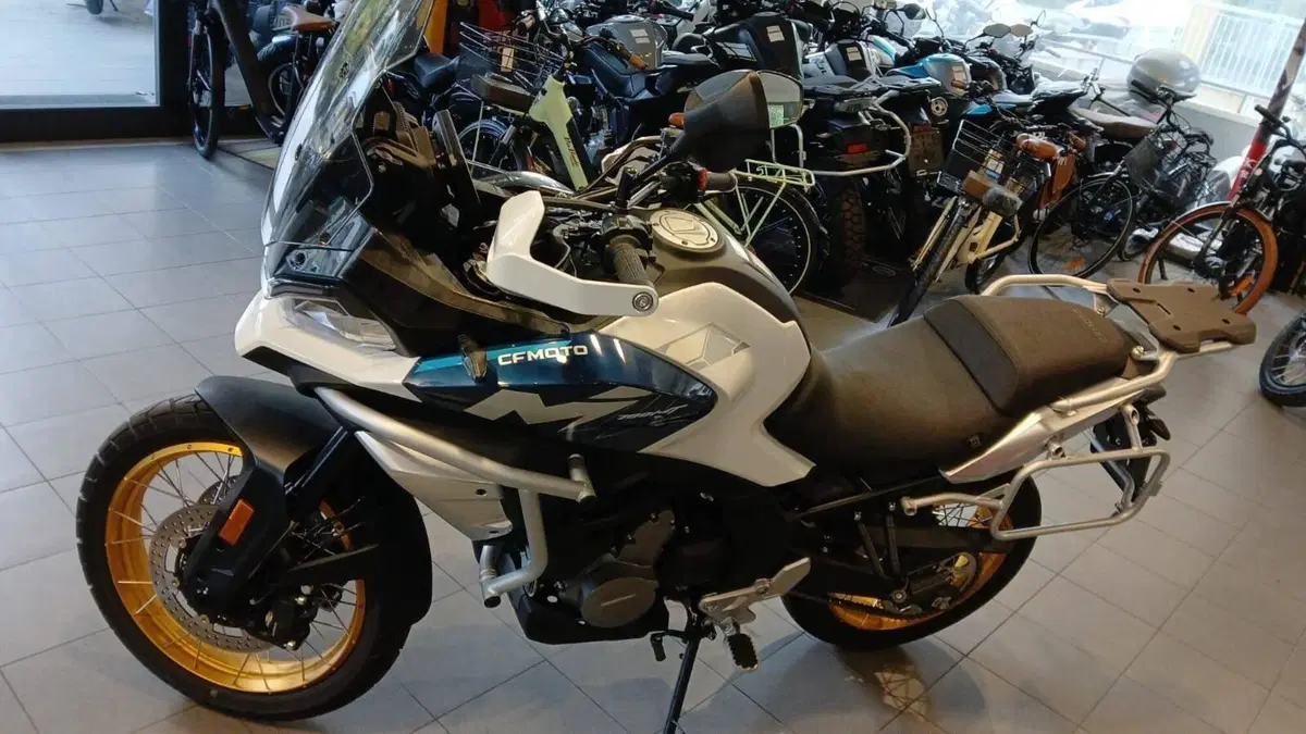 CFMOTO 700MT Adventure (2025 - 26) (2)
