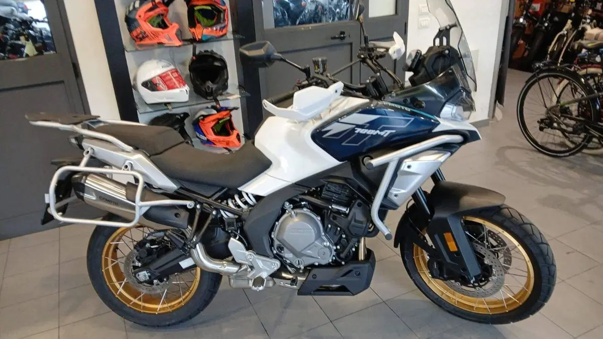 CFMOTO 700MT Adventure (2025 - 26) (3)