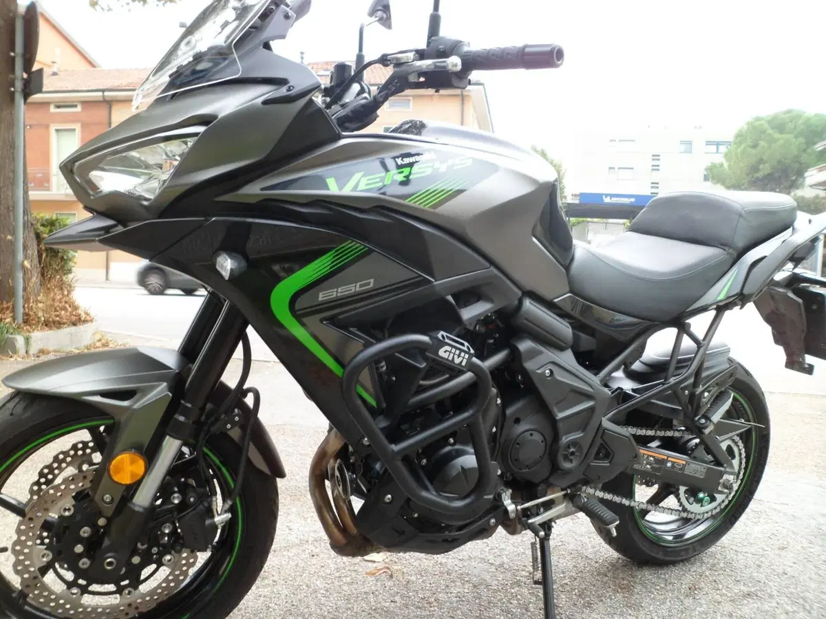 Kawasaki Versys 650 (2025 - 27) (4)