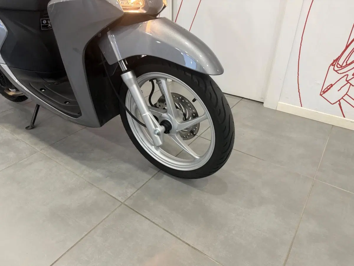 Honda Vision 110 (2021 - 24) (9)