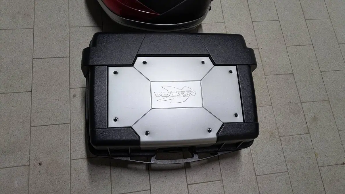 Set Bauletto Givi + 2 Valigie K33 + 2 borse morbid kappa (3)