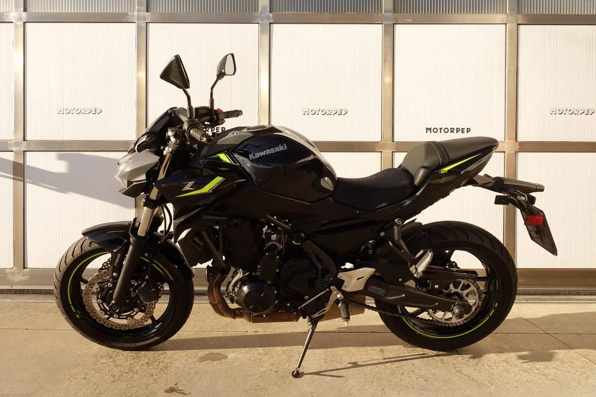 Kawasaki Z 650 (2025 - 27) (3)