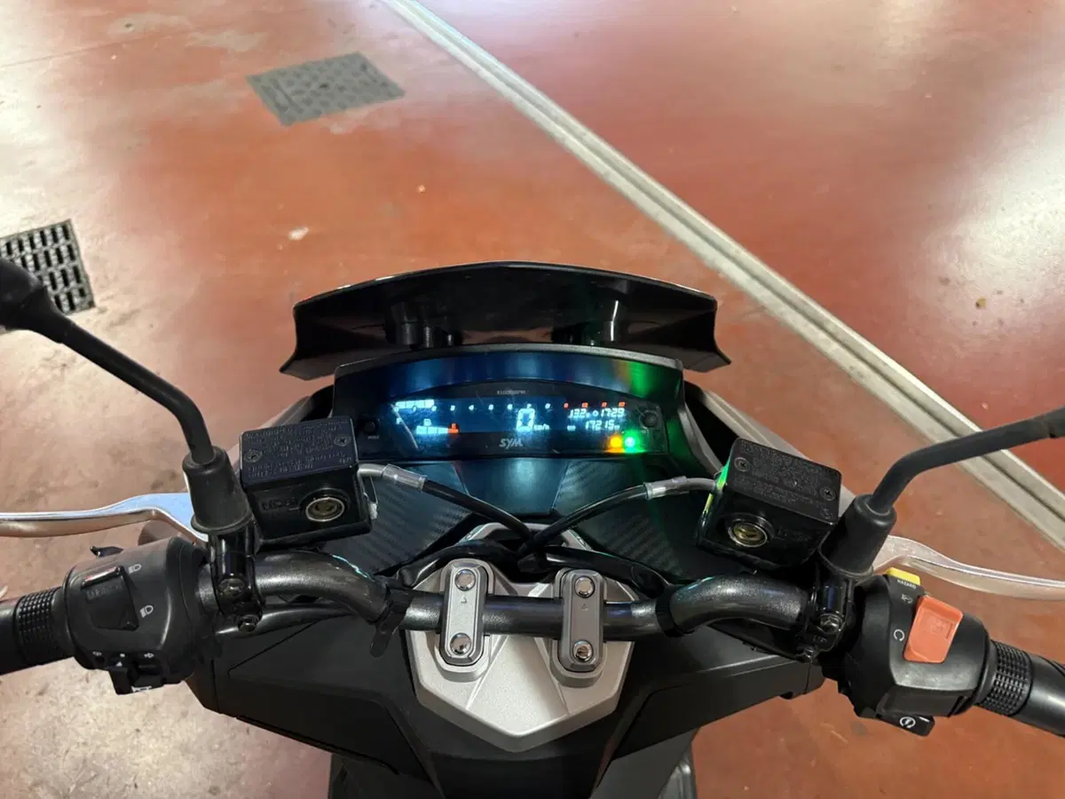 Sym Jet X 125 (2021 - 24) (9)