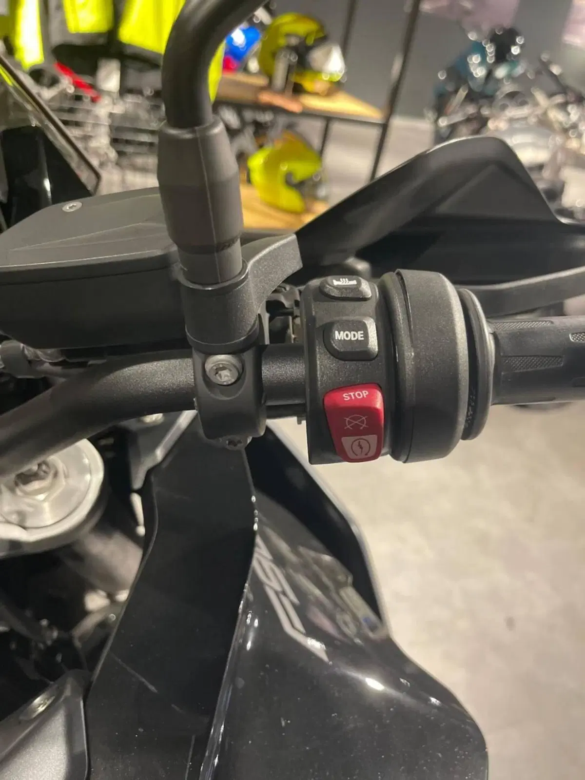 Bmw F 900 XR (2025 - 27) (7)
