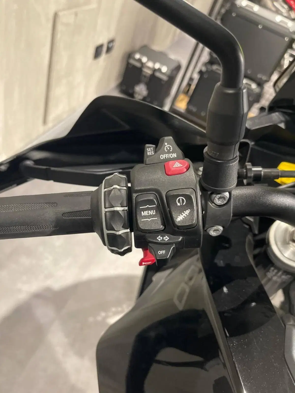 Bmw F 900 XR (2025 - 27) (5)
