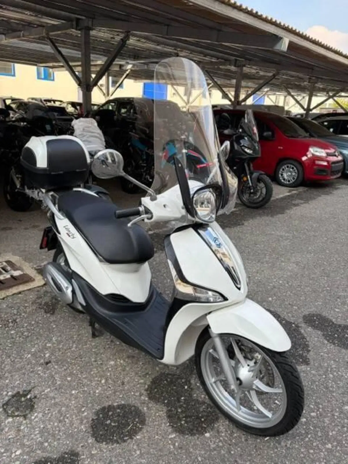 Piaggio Liberty 150 3V ABS (2020) (2)