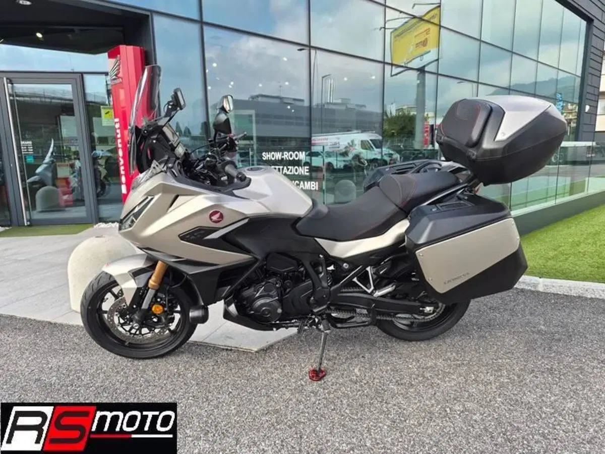 Honda NT 1100 DCT Electronic Suspension (2025 - 26)