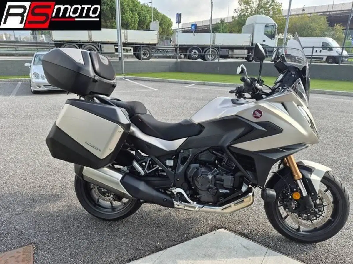Honda NT 1100 DCT Electronic Suspension (2025 - 26) (2)