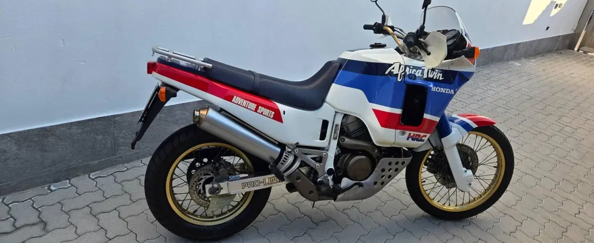 Honda XRV AFRICA TWIN 650 (9)