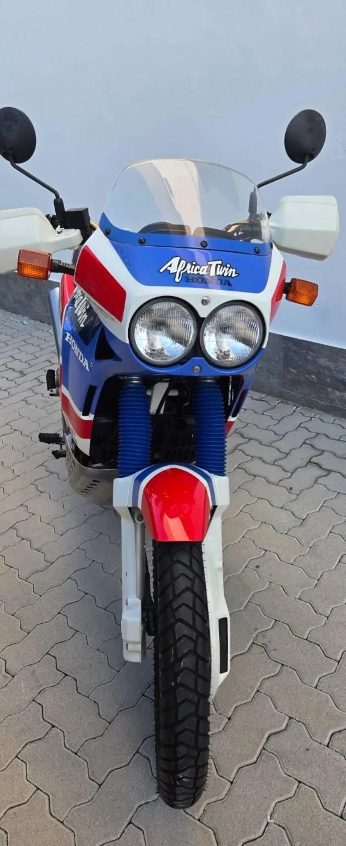 Honda XRV AFRICA TWIN 650 (12)