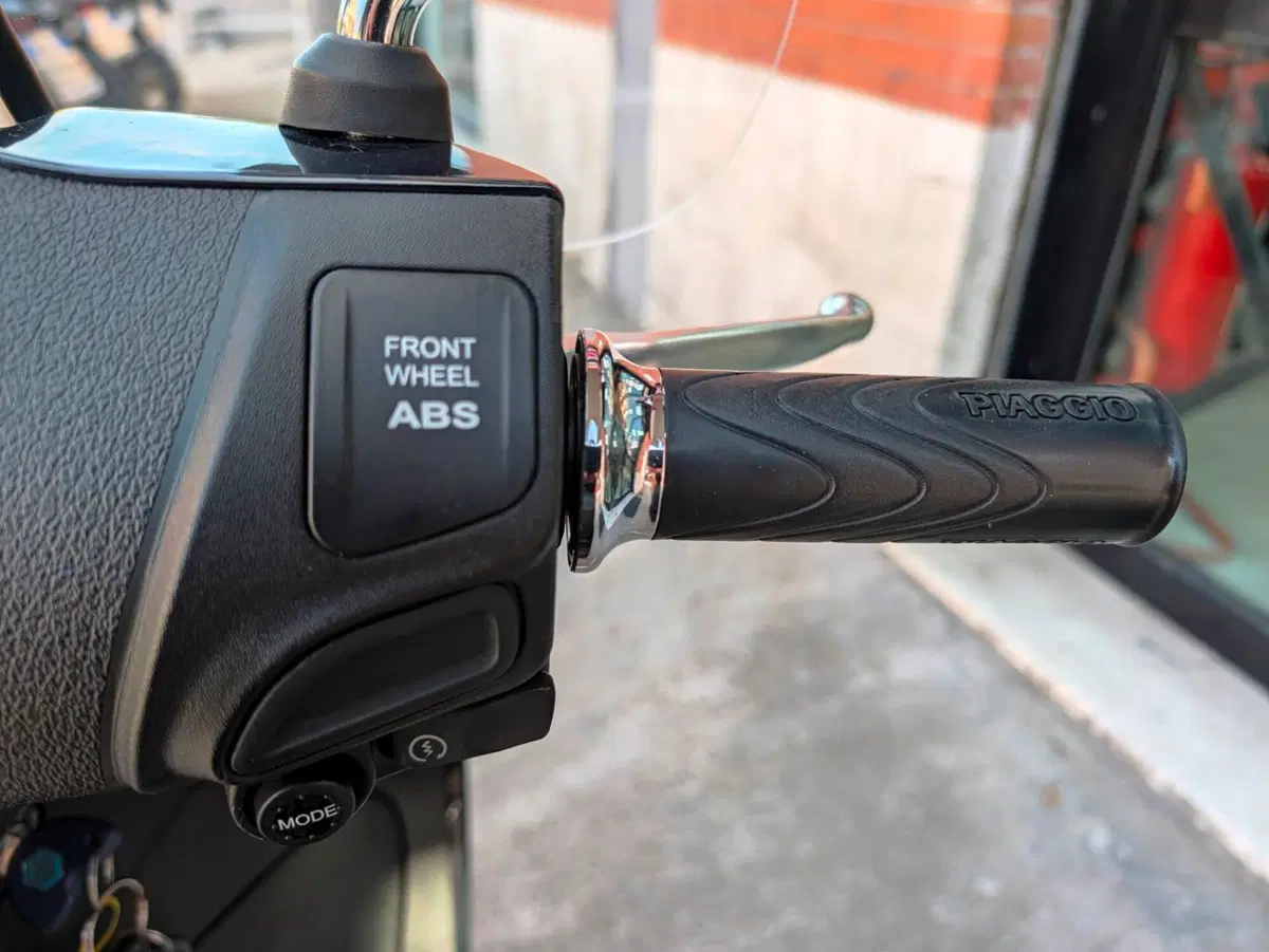 Piaggio Liberty 150 ABS (2017 - 20) (13)