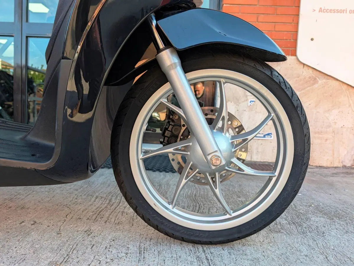 Piaggio Liberty 150 ABS (2017 - 20) (16)