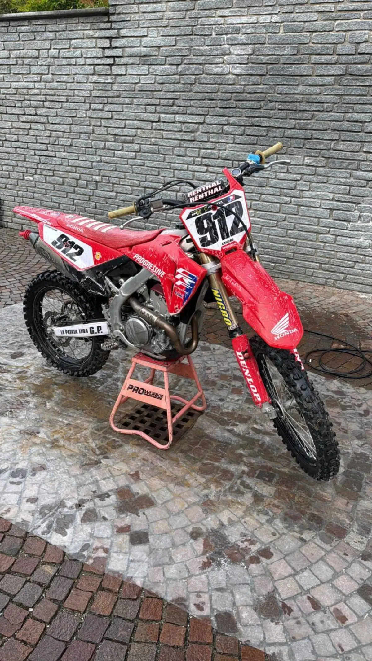 Honda CRF 250R (2024) (4)