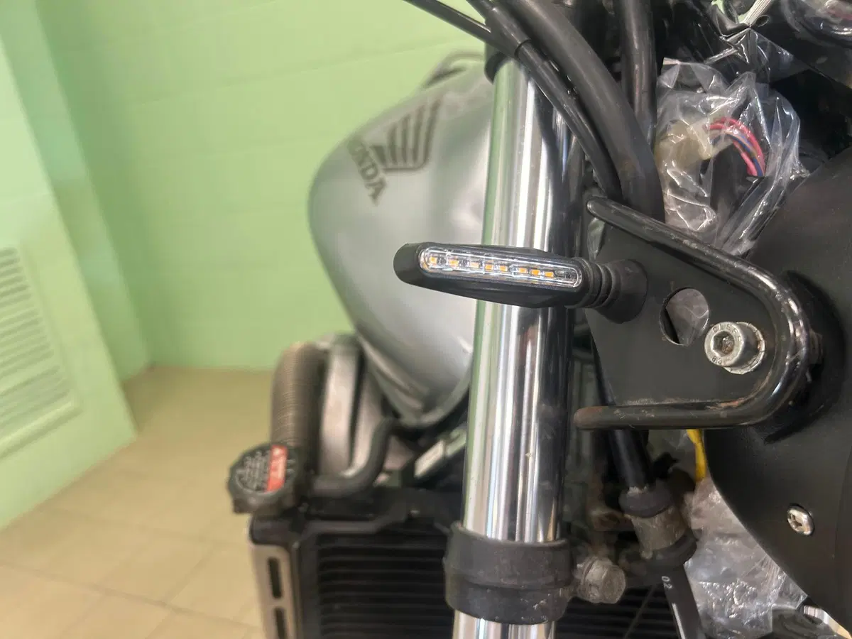 Honda Hornet 600 (2000 - 02) (15)