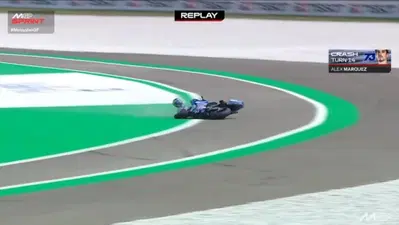 MotoGP, Alex Marquez cade nella Sprint: 'Colpa mia al 100%'. Potrebbe operarsi alla clavicola prima del Qatar?