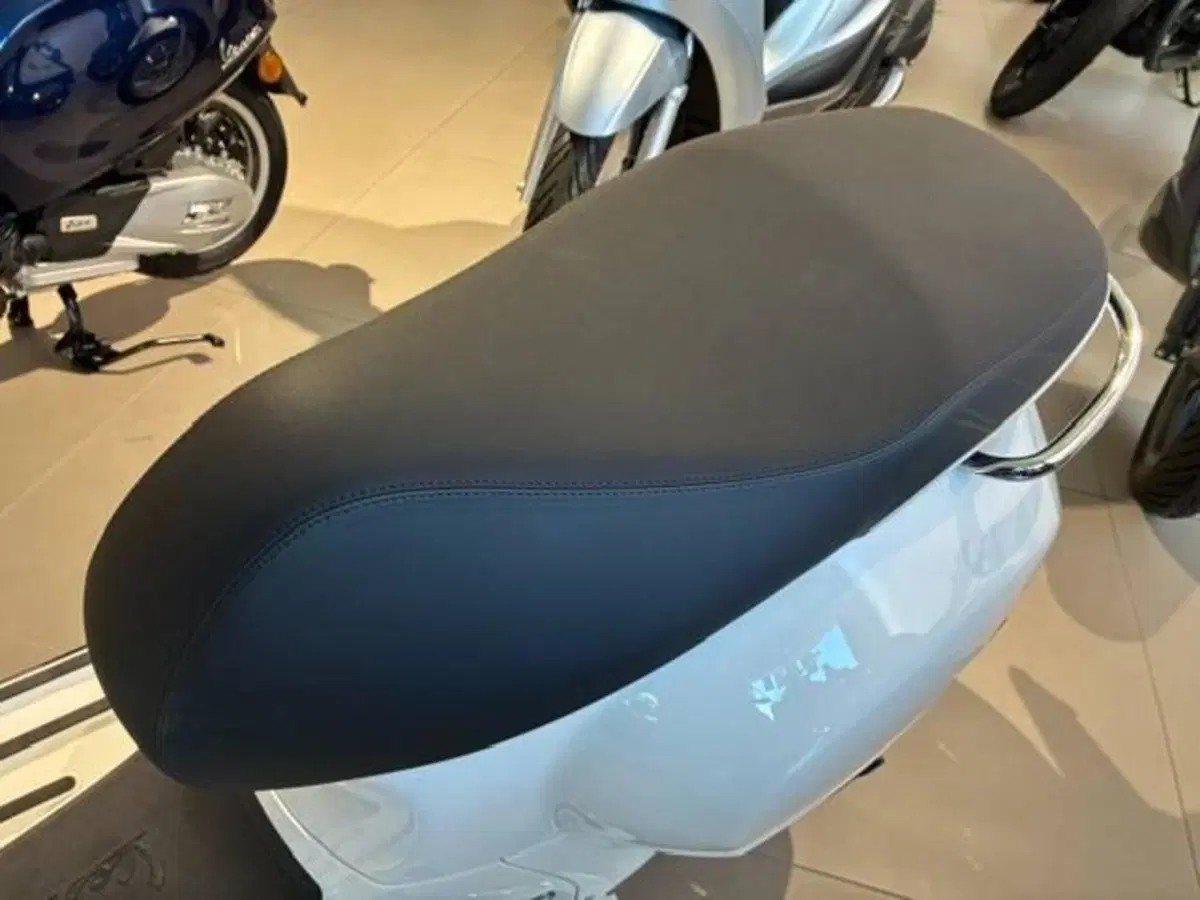 Vespa GTS 310 Super (2025 - 26) (6)