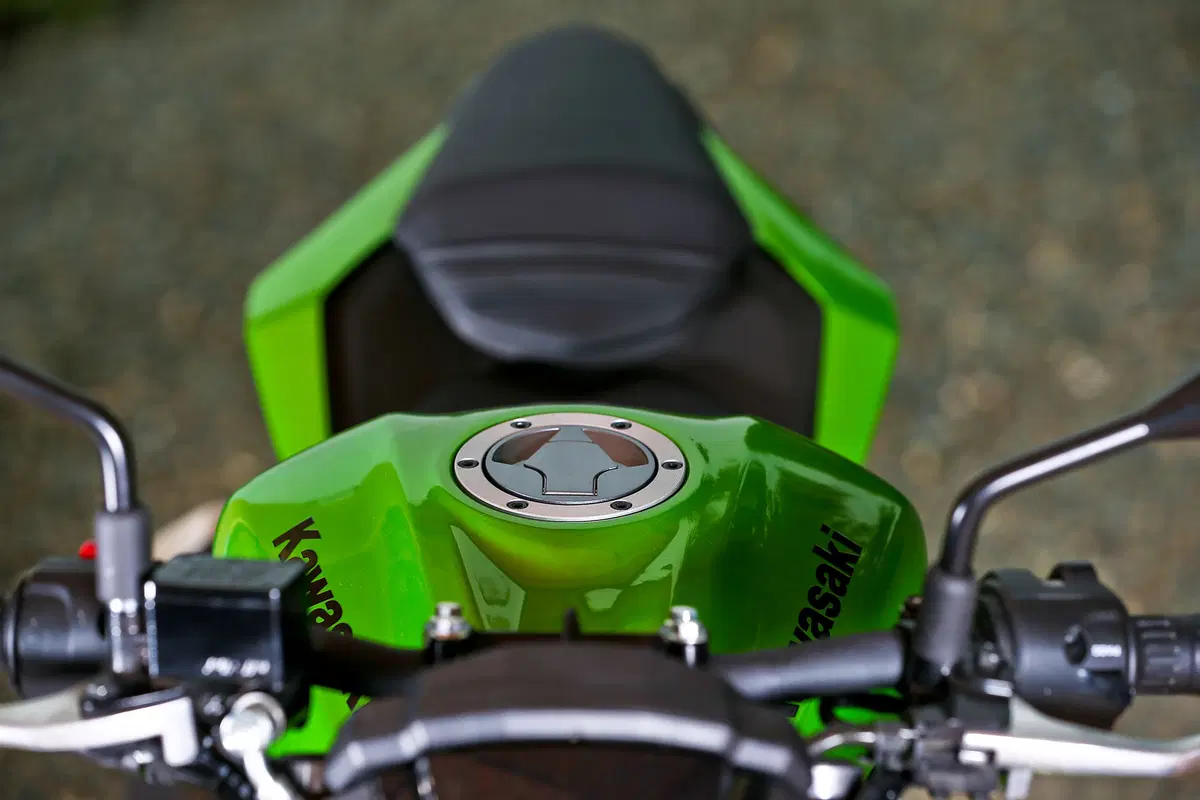 Kawasaki Z250SL (18)