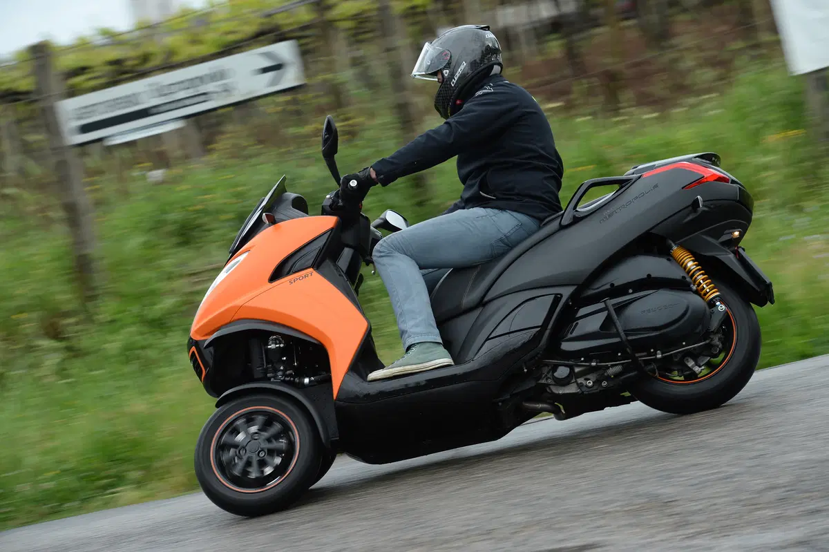Peugeot Metropolis Sport (6)