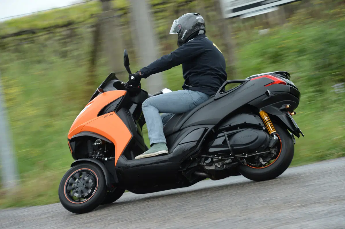 Peugeot Metropolis Sport (8)