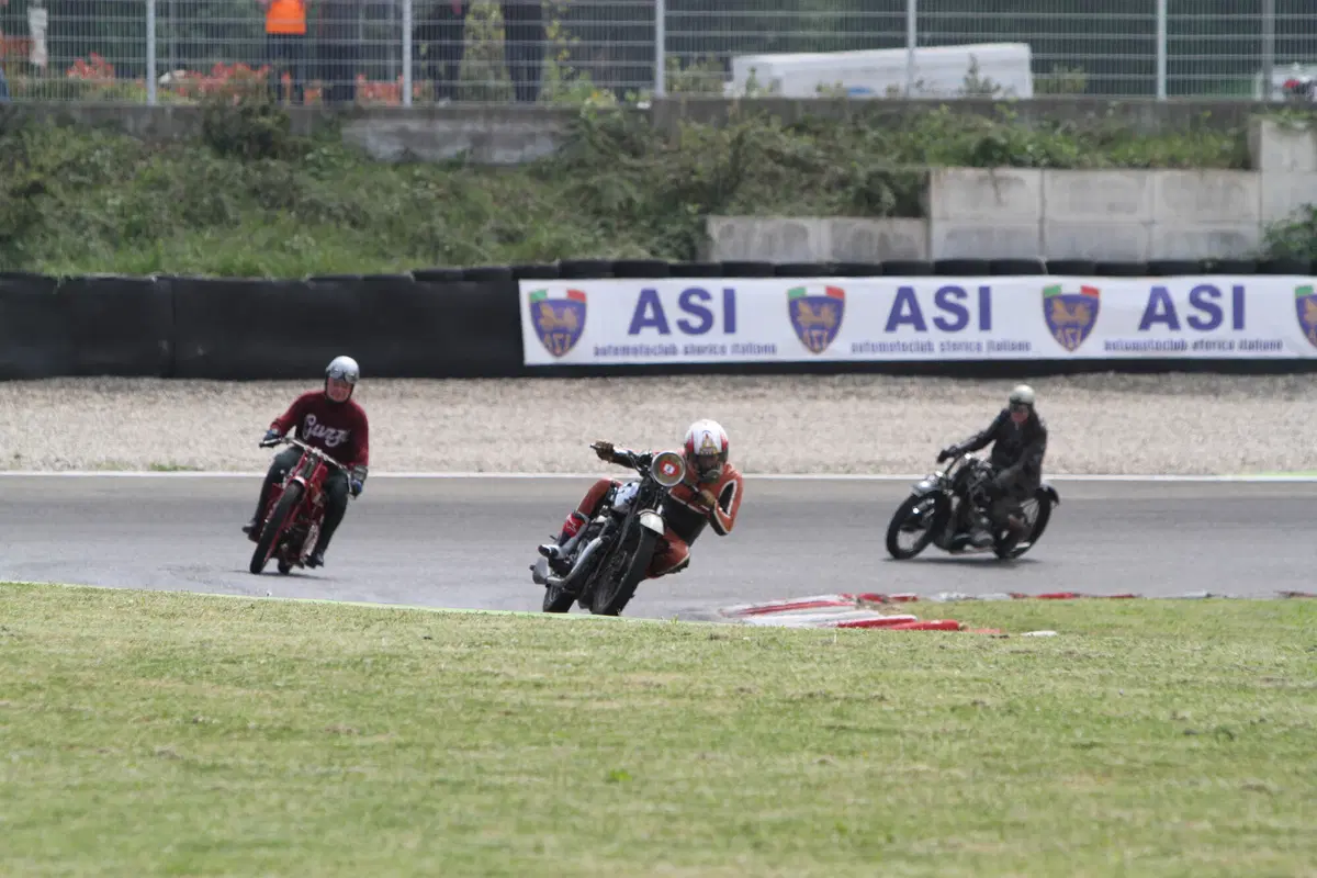 ASI Moto Show 2015: le foto della prima giornata  (5)