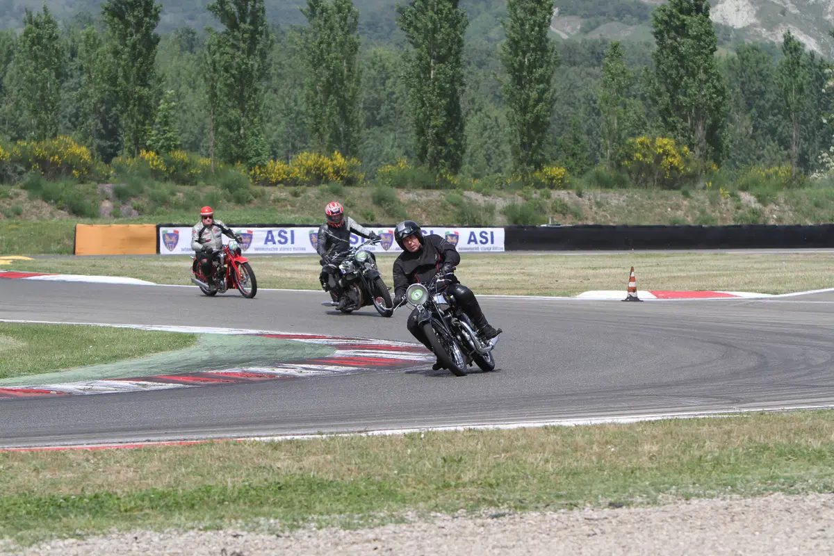 ASI Moto Show 2015: le foto della prima giornata  (26)