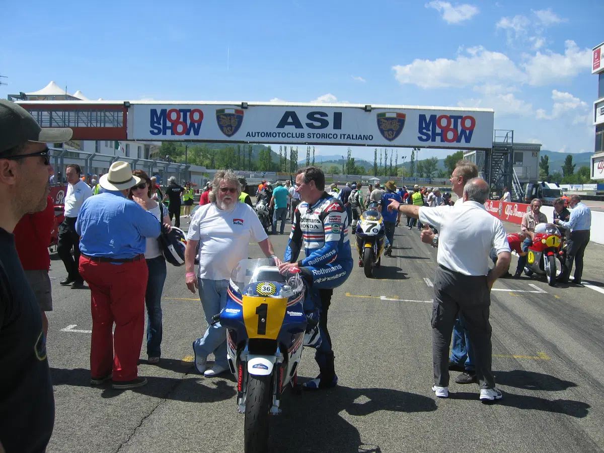 La "Parata dei Campioni" all'ASI Moto Show di Varano (11)