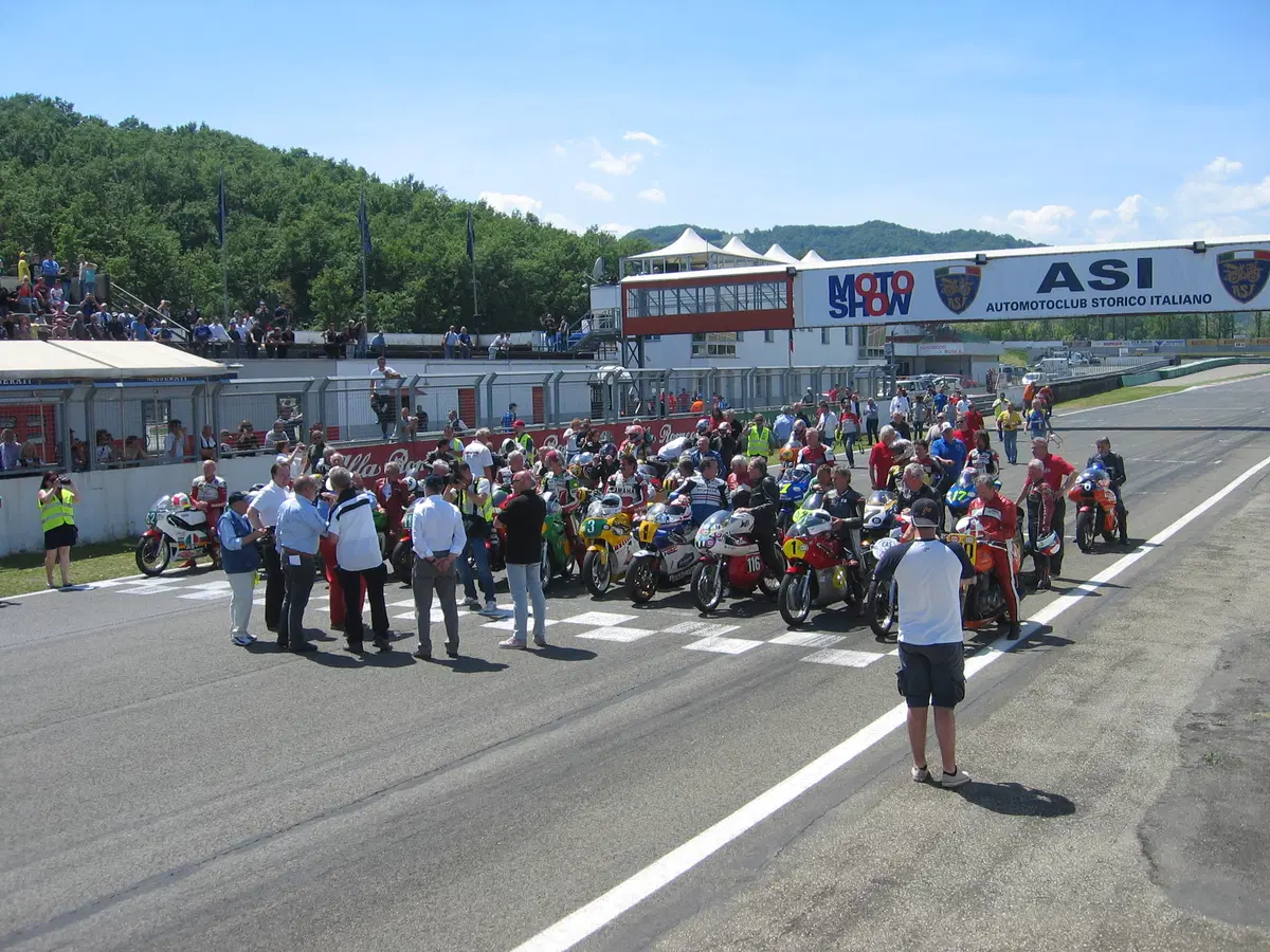 La "Parata dei Campioni" all'ASI Moto Show di Varano (21)