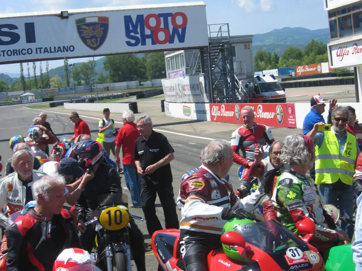 La "Parata dei Campioni" all'ASI Moto Show di Varano (16)