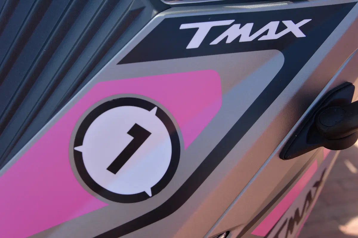 Yamaha TMAX: maxiscooter del Giro d'Italia 2015 (5)