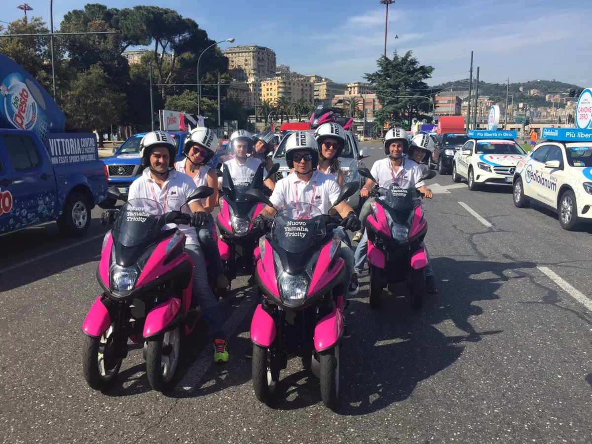 Yamaha TMAX: maxiscooter del Giro d'Italia 2015 (8)