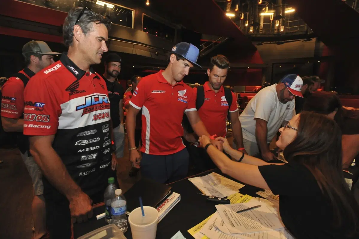 Pre-Dakar: Joan Barreda corsaro domina la Vegas to Reno