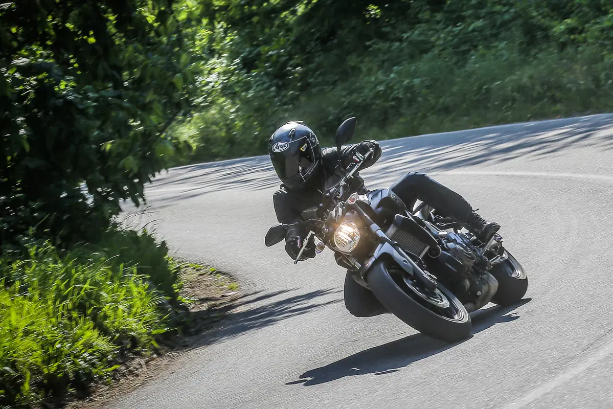 Yamaha MT-07 (5)